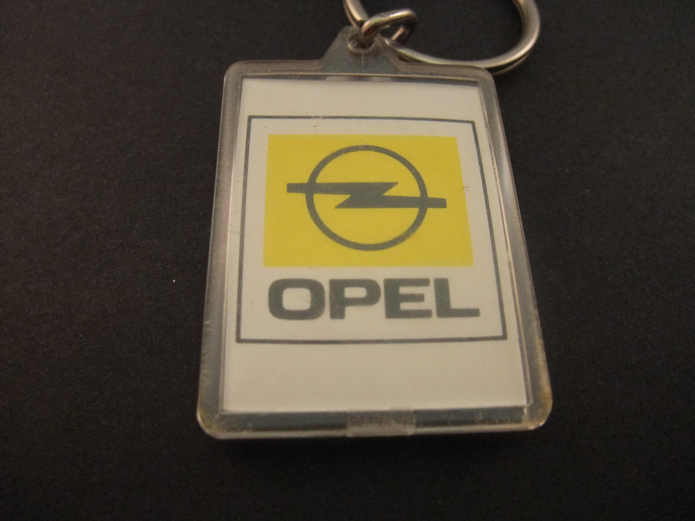 Opel centrum Verhagen Molendijk-Zuid Schijndel,sleutelhanger